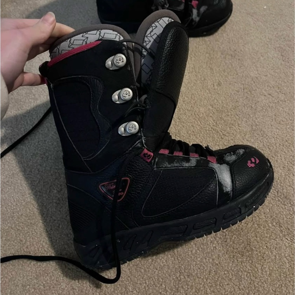 Size 8 Snowboard boots.